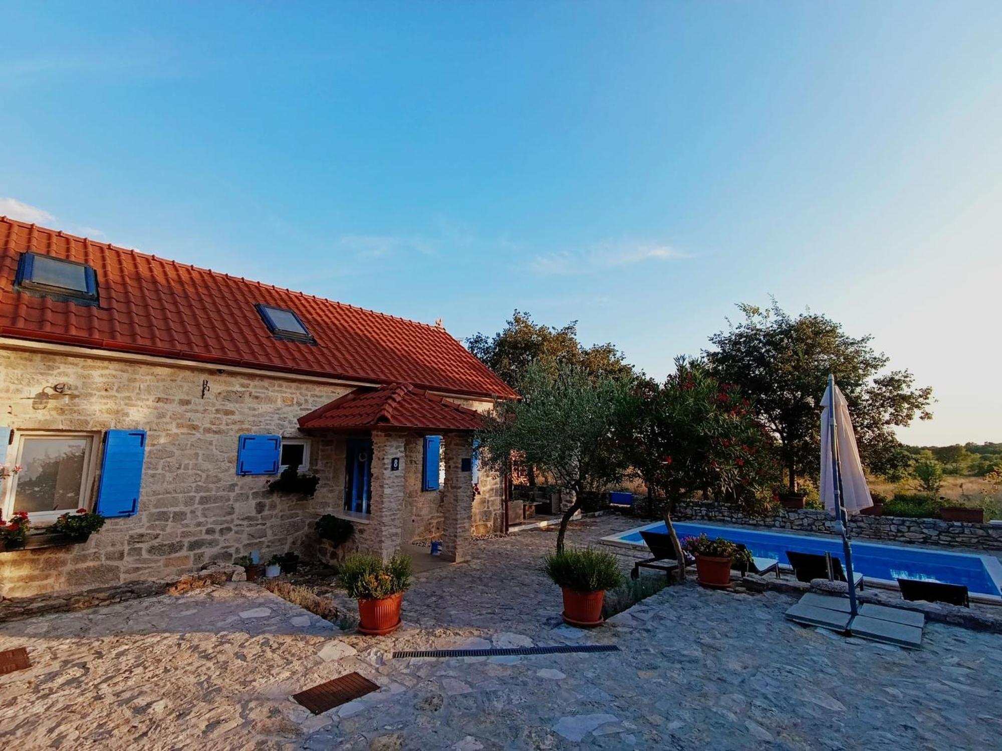 Holiday Home Toma Puljane Kültér fotó